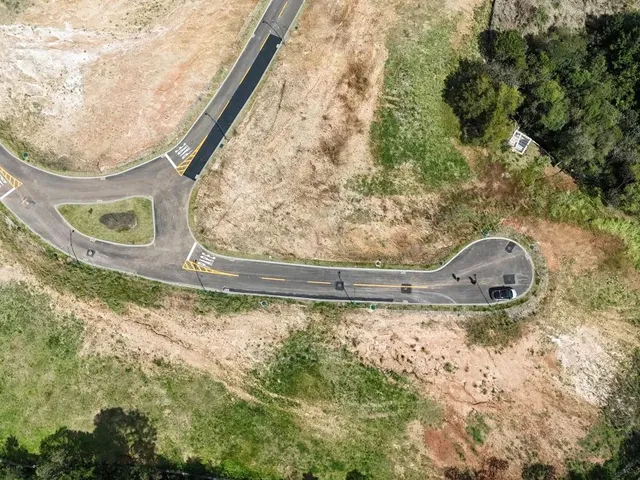 Terreno com 2286m², à venda, no bairro Butiatuvinha em Curitiba