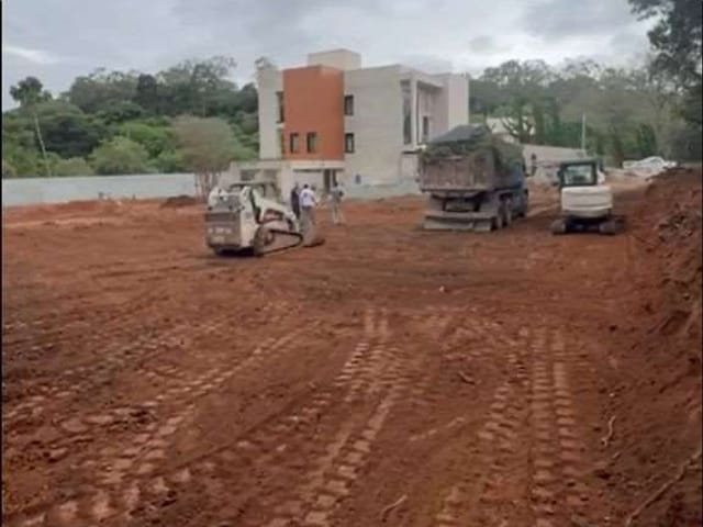 Terreno com 1483m², à venda, no bairro Cemucam em Cotia
