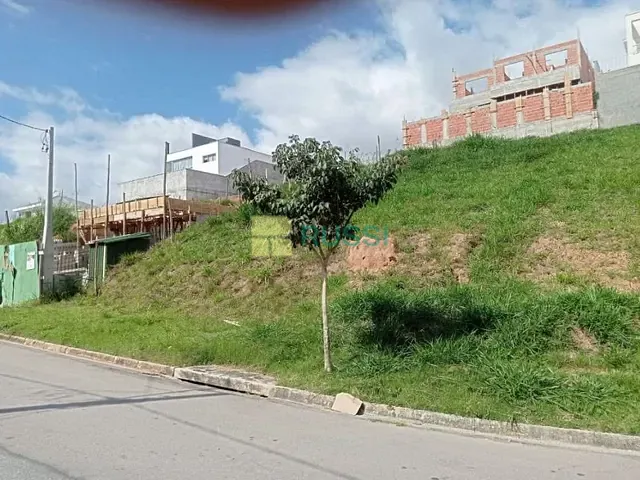Terreno com 377m², à venda, no bairro Condomínio Verana em São José dos Campos