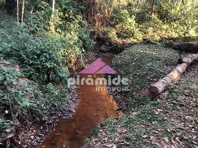Terreno com 1000m², à venda, no bairro Jambeiro em Jambeiro