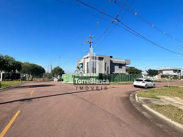 Terreno com 300m², à venda, no bairro Jardim Carvalho em Ponta Grossa
