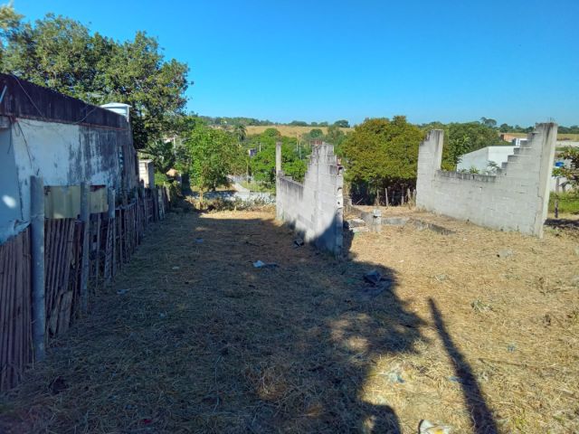 Terreno com 250m², à venda, no bairro Conjunto Residencial Araretama em Pindamonhangaba