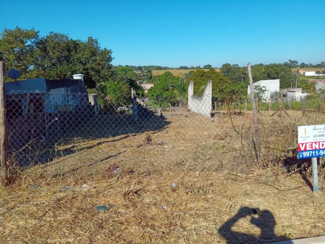 Terreno com 250m², à venda, no bairro Conjunto Residencial Araretama em Pindamonhangaba