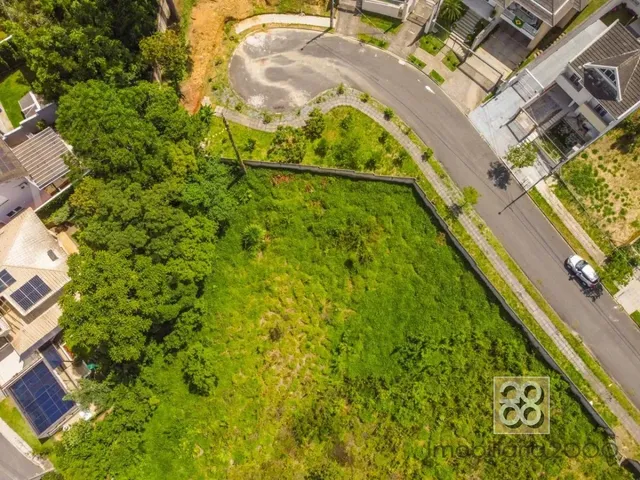 Terreno com 493m², à venda, no bairro Abranches em Curitiba