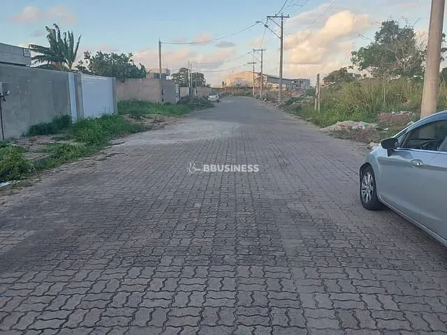 Terreno com 314m², à venda, no bairro Riviera em Campos dos Goytacazes