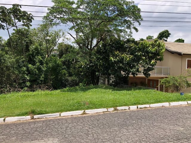 Terreno com 450m², à venda, no bairro Tarumã em Santana de Parnaíba