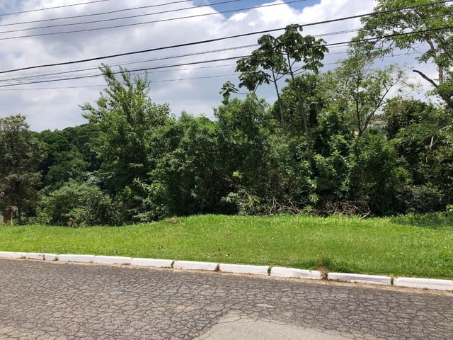 Terreno com 450m², à venda, no bairro Tarumã em Santana de Parnaíba