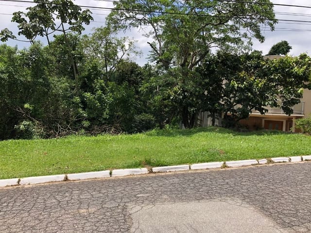 Terreno com 450m², à venda, no bairro Tarumã em Santana de Parnaíba
