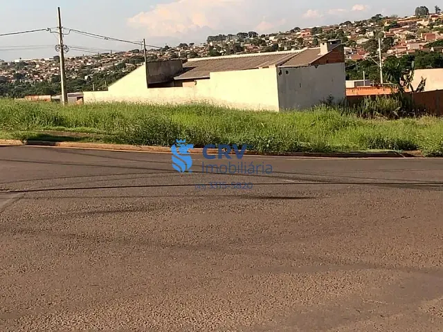 Terreno com 494m², à venda, no bairro Olímpico em Londrina