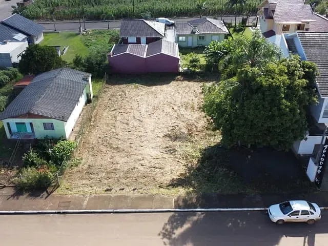 Terreno com 396m², à venda, no bairro Centro Administrativo em Teutônia