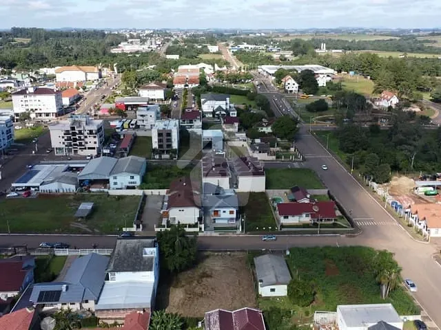 Terreno com 396m², à venda, no bairro Centro Administrativo em Teutônia