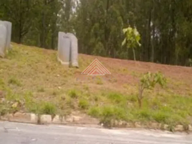 Terreno à venda, no bairro Parque São Vicente em Mauá