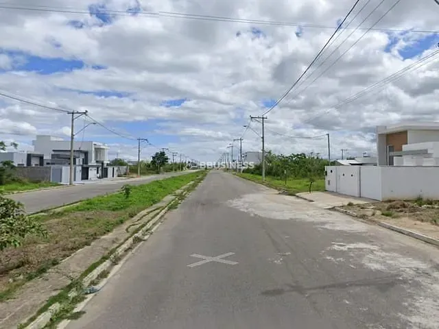 Terreno com 180m², à venda, no bairro Village em Campos dos Goytacazes