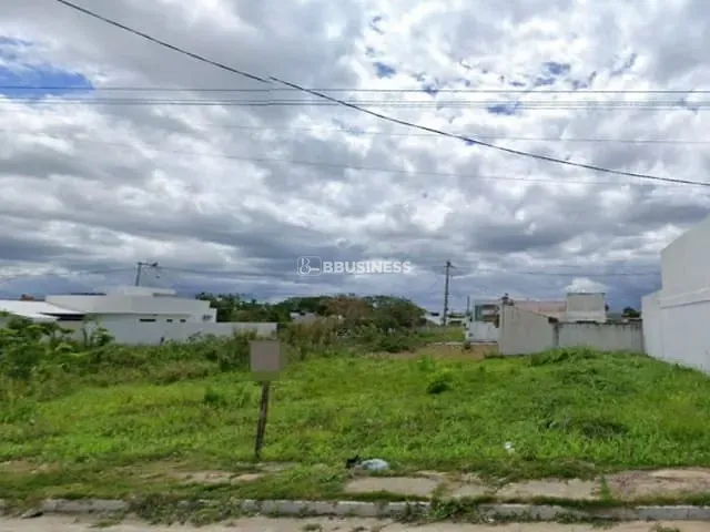 Terreno com 180m², à venda, no bairro Village em Campos dos Goytacazes