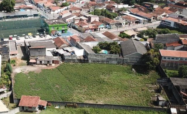 Terreno com 2813m², à venda, no bairro Maria Áurea em Pindamonhangaba
