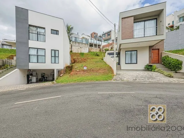 Terreno com 482m², à venda, no bairro Abranches em Curitiba