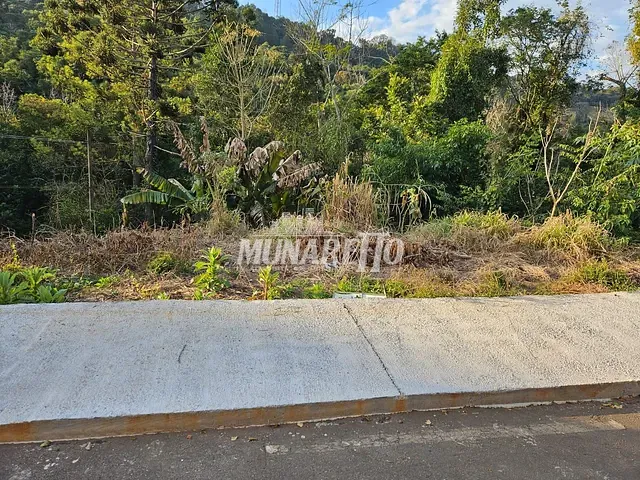 Terreno com 448m², à venda, no bairro Centro em Piratuba