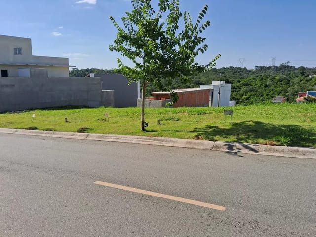Terreno com 129m², à venda, no bairro Rio Cotia em Cotia