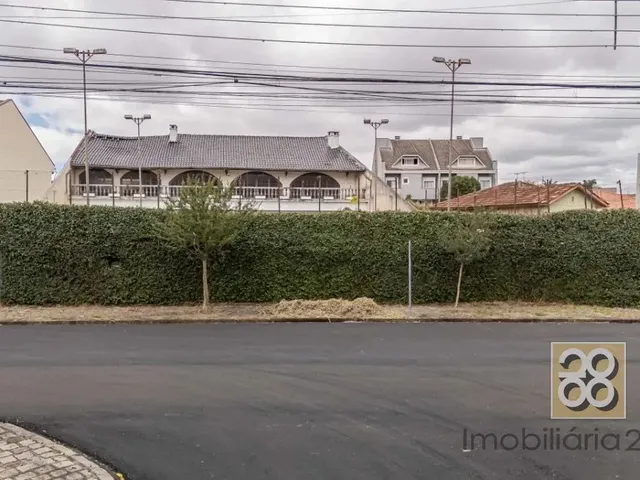 Terreno com 702m², à venda, no bairro Jardim Botânico em Curitiba