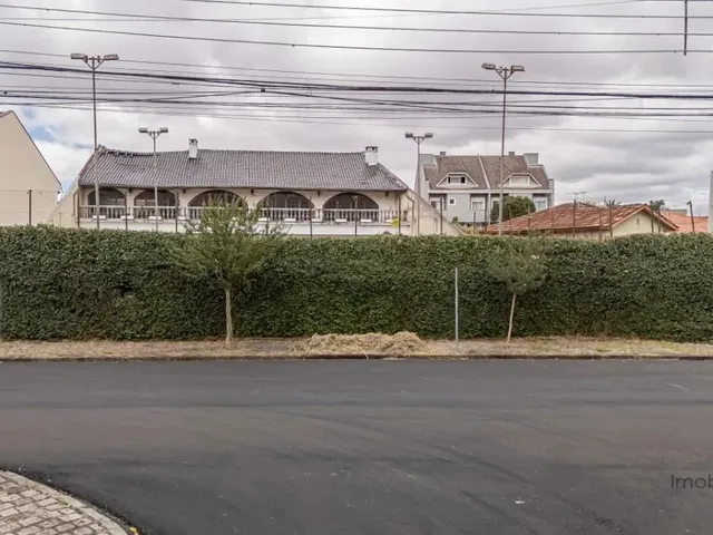 Terreno com 702m², à venda, no bairro Jardim Botânico em Curitiba