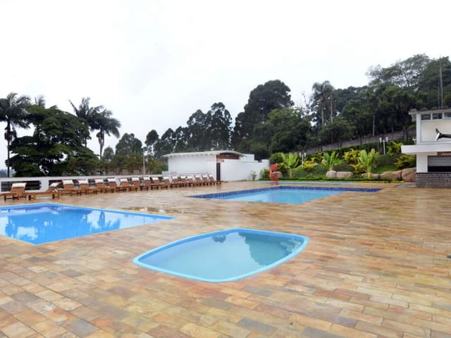 Terreno com 200m², à venda, no bairro Água Espraiada (Caucaia do Alto) em Cotia