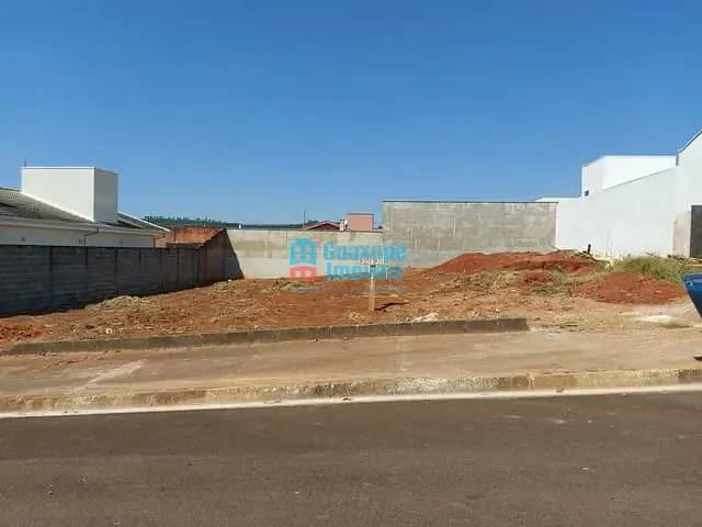 Terreno com 360m², à venda, no bairro Residencial Nova Floresta II em Guaxupé