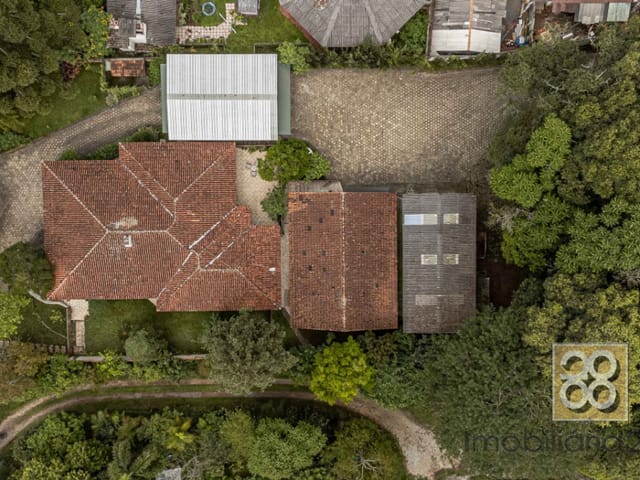 Terreno com 3484m², à venda, no bairro Santa Candida em Curitiba