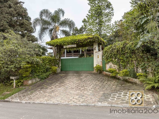 Terreno com 3484m², à venda, no bairro Santa Candida em Curitiba