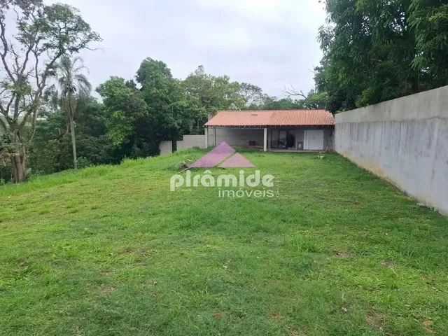 Terreno com 2467m², à venda, no bairro Chácaras Araújo I em São José Dos Campos