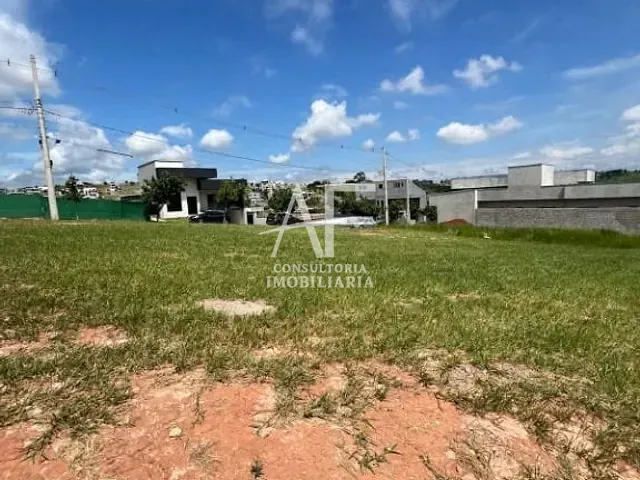 Terreno com 288m², à venda, no bairro Itapecerica em Taubaté
