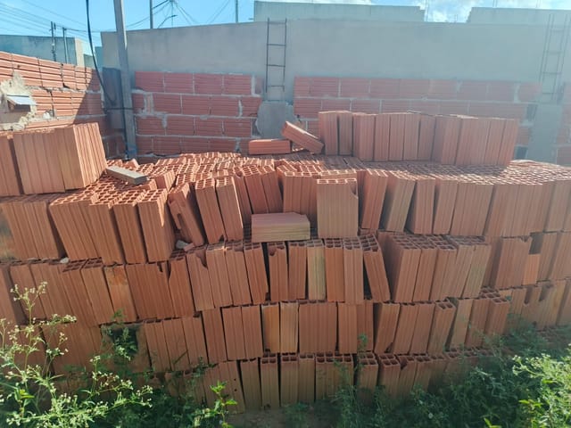 Terreno com 162m², à venda, no bairro Parque Novo Jockey em Campos dos Goytacazes