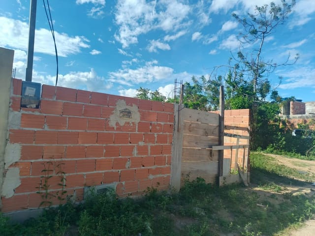 Terreno com 162m², à venda, no bairro Parque Novo Jockey em Campos dos Goytacazes