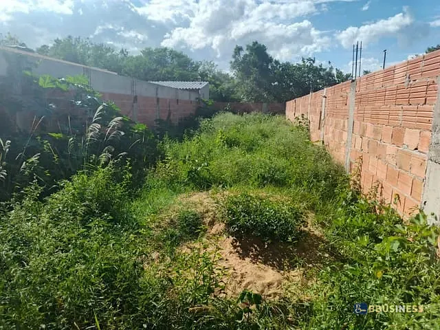 Terreno com 162m², à venda, no bairro Parque Novo Jockey em Campos dos Goytacazes