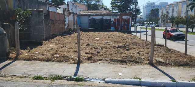 Terreno com 250m², à venda, no bairro Jardim Santa Clara em Taubaté