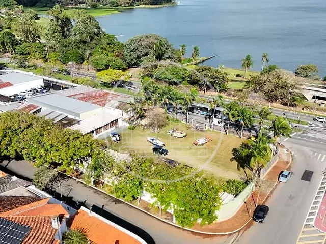 Terreno com 2072m², à venda, no bairro Socorro em São Paulo