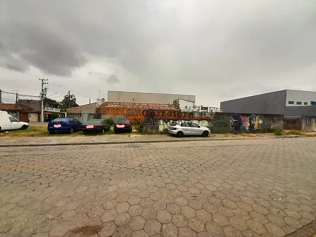 Terreno com 360m², à venda, no bairro Jardim Florida em Jacareí