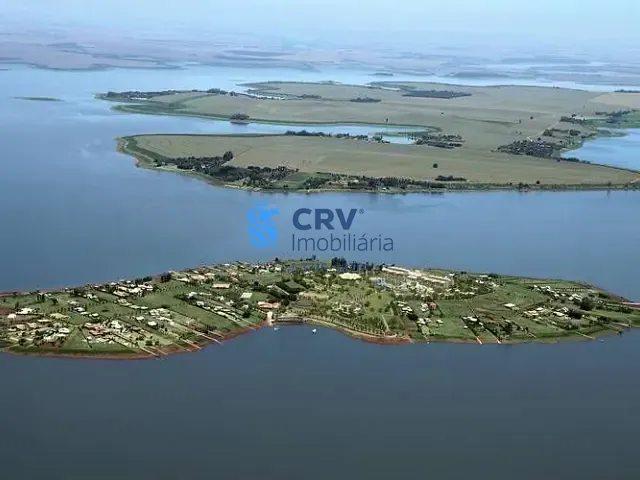 Terreno com 1019m², à venda, no bairro Centro em Sertaneja