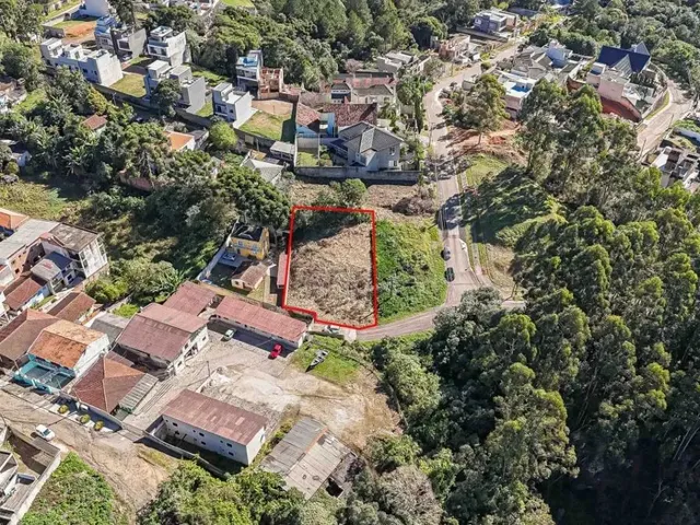 Terreno com 774m², à venda, no bairro Pilarzinho em Curitiba