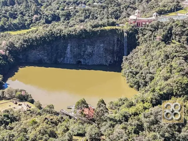 Terreno com 774m², à venda, no bairro Pilarzinho em Curitiba