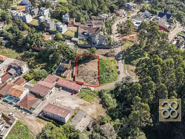 Terreno com 774m², à venda, no bairro Pilarzinho em Curitiba