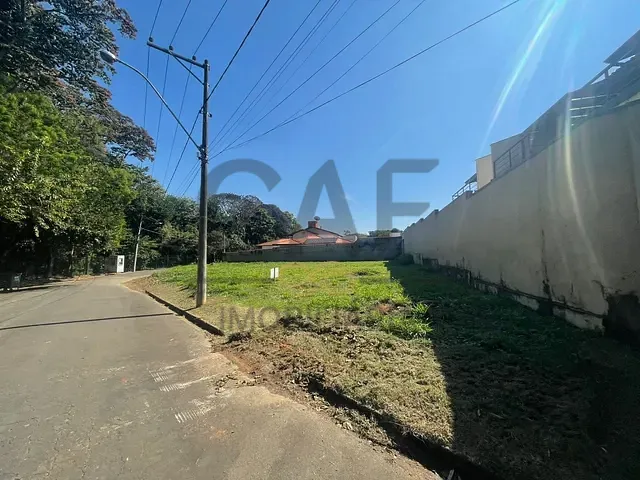 Terreno com 725m², à venda, no bairro Estância das Flores em Jaguariúna
