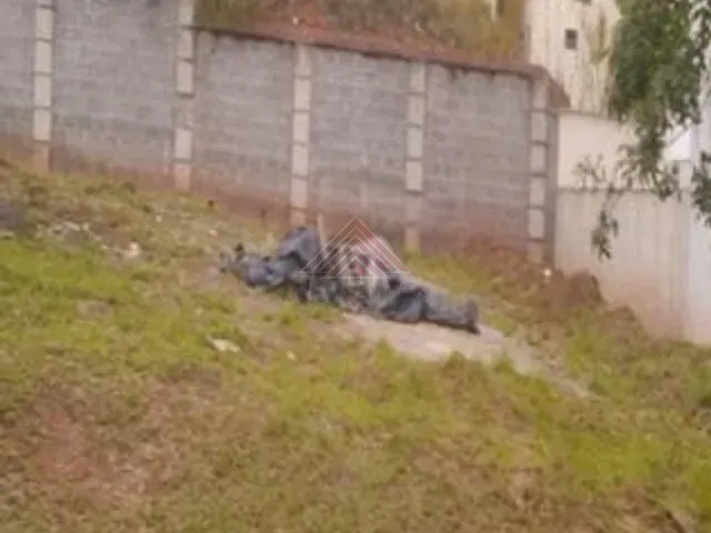 Terreno com 1m², à venda, no bairro Parque São Vicente em Mauá