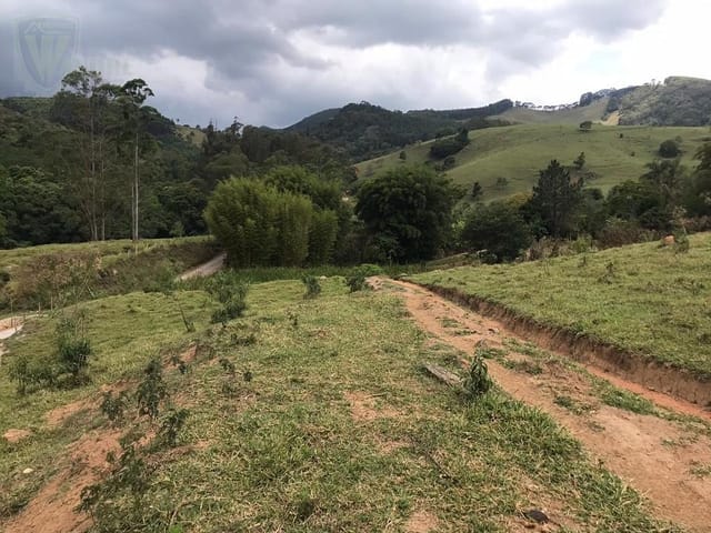 Terreno com 32000m², à venda, no bairro Salto em Extrema
