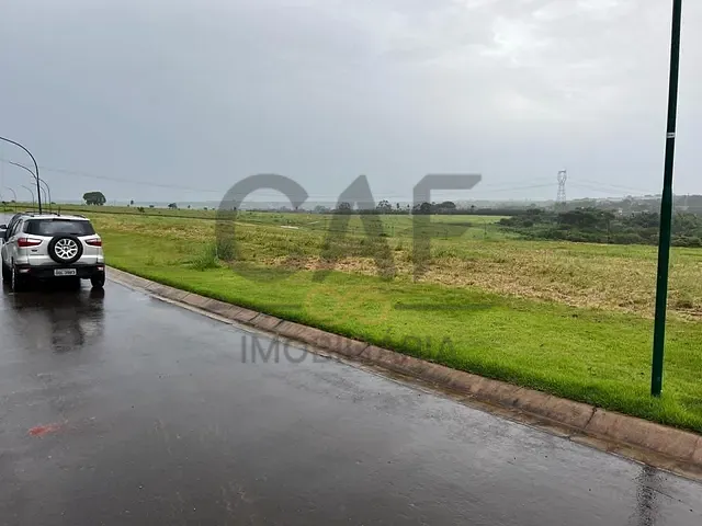 Terreno com 807m², à venda, no bairro Residencial Haras Patente em Jaguariúna