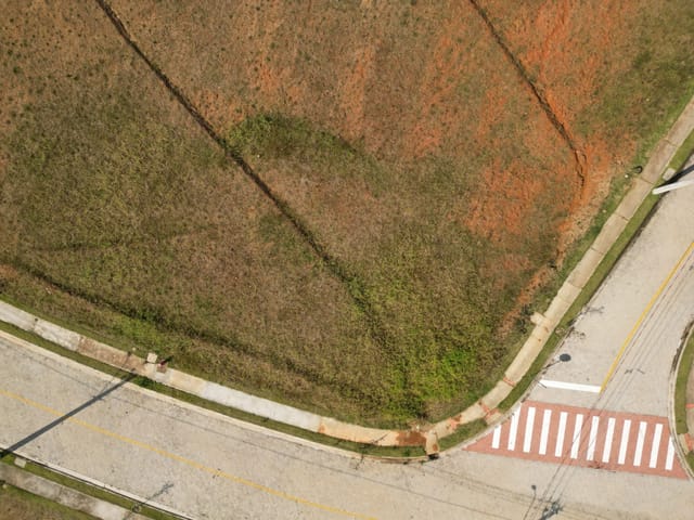 Terreno com 287m², à venda, no bairro Rio do Meio em Itajaí