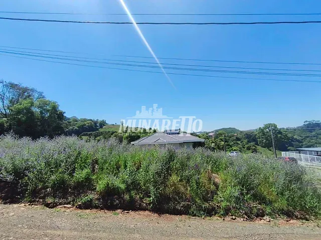 Terreno com 640m², à venda, no bairro Nossa Senhora da Salete em Concórdia
