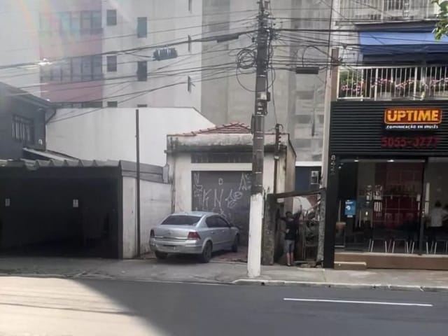 Terreno com 130m², à venda, no bairro Moema em São Paulo