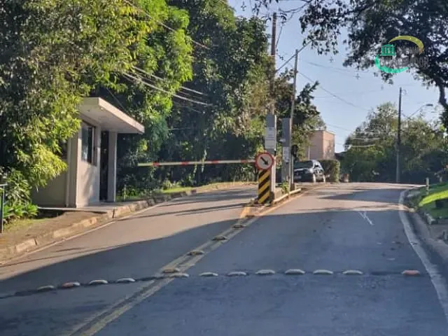 Terreno com 319m², à venda, no bairro Jardim Sorirama (Sousas) em Campinas