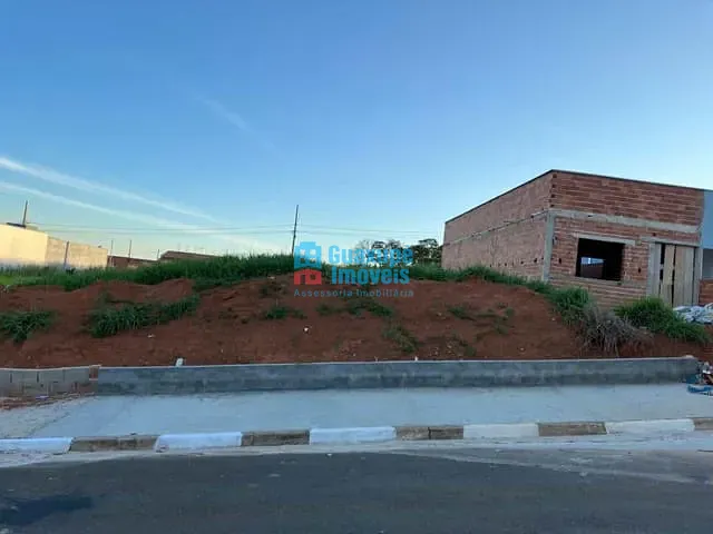 Terreno com 250m², à venda, no bairro Residencial Fazenda Planalto em Guaxupé