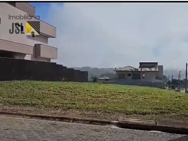 Terreno com 625m², à venda, no bairro Guamirim em Caçapava
